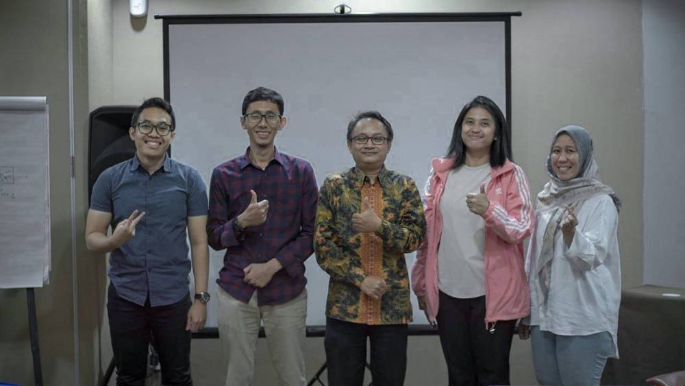 Pelatihan Data Manajemen Berbasis Data Management Body of Knowledge (DMBOK)